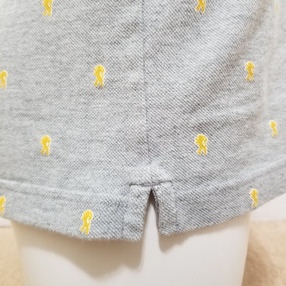 Uniqlo shirt Small polo lion print? short sleeve two buttons side split - Picture 5 of 11